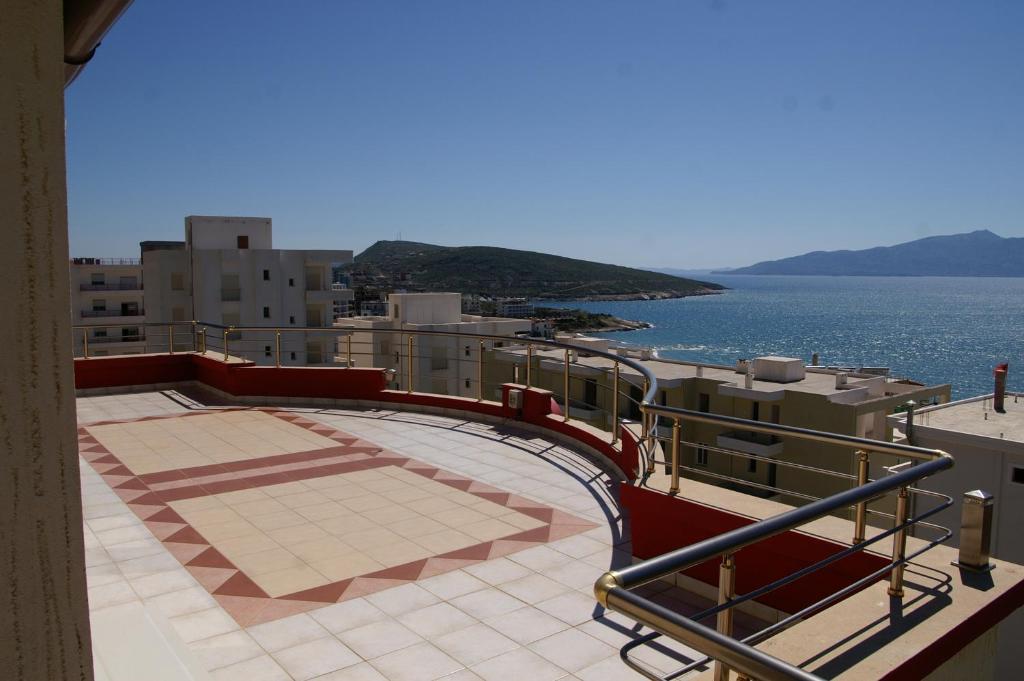 Apartments Globus Saranda Oda fotoğraf